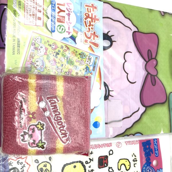 [AS-IS] Tamagotchi Various Goods Set