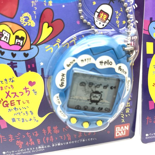 [Used] Osutchi / Mesutchi Blue/Pink Pair Set Tamagotchi 1997 Bandai 1