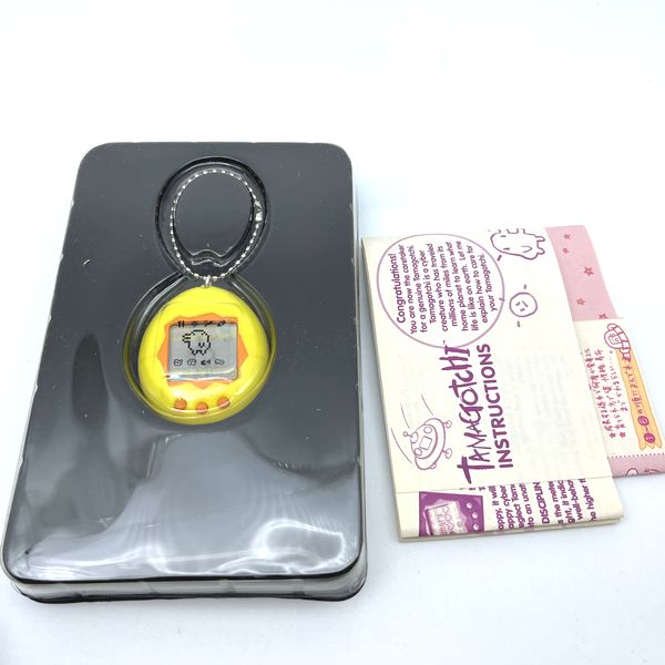 [Used] Original Tamagotchi Yellow in Box Bandai English Model 1996-1997