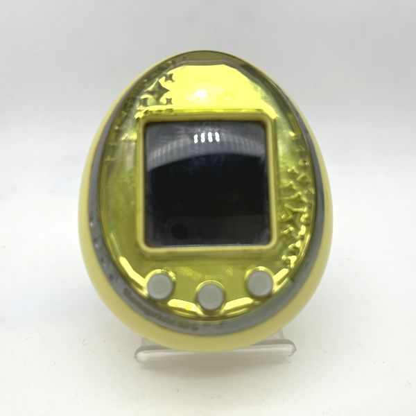 [Used] TamaGotchi ID L Yellow No Box Bandai 2011