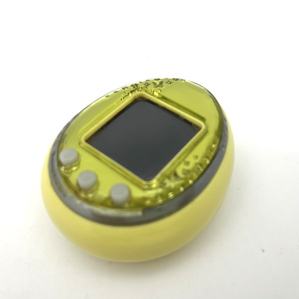 [Used] TamaGotchi ID L Yellow No Box Bandai 2011