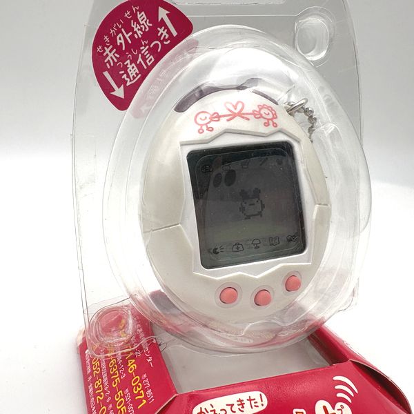 [Tama Vintage Market][NEW] Kaettekita Tamagotchi Plus -Shinny White [2000s] Bandai Japan
